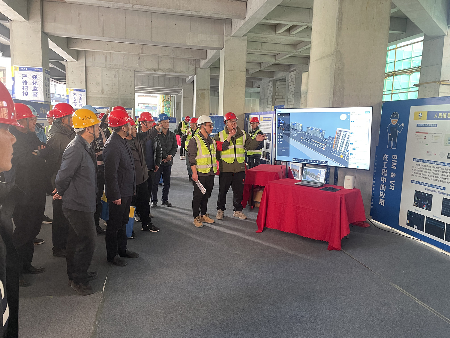 1702261890785209.jpg 69948cdb0024b143b8076f7c6c224e8.jpg