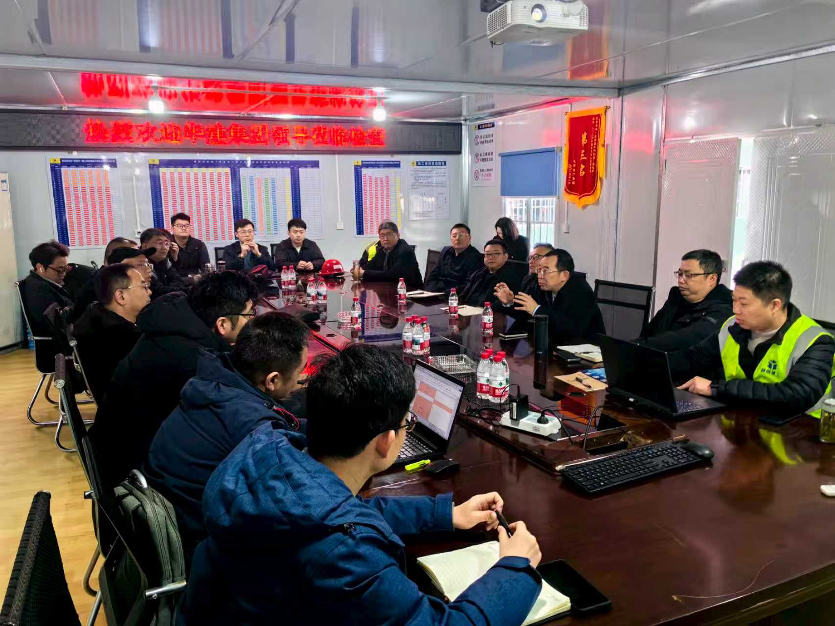 1765445708702957.jpg 3fe750f973c7405d4138dfff6016d2c5.jpg